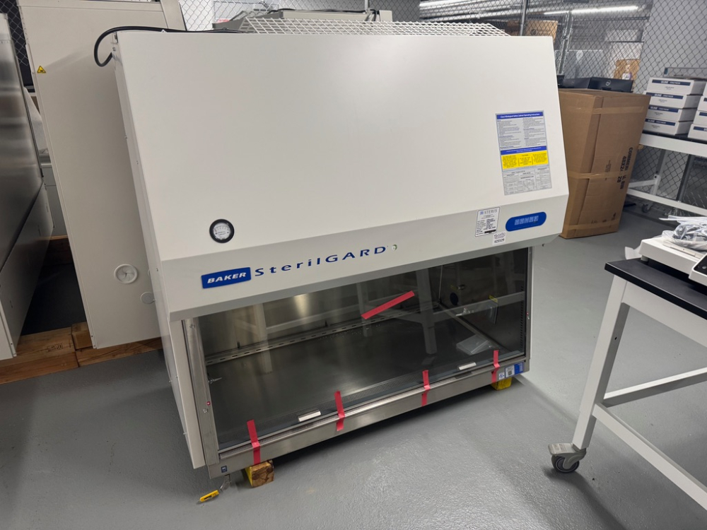 Image of Baker Sterilgard SG604 6' Biosafety Cabinet